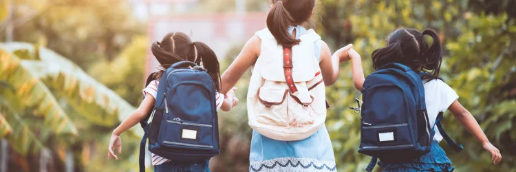 Glendive MT Chiropractor Discusses Proper Child Backpacks